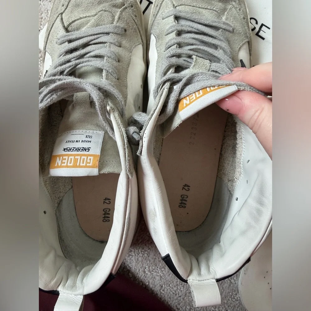 Nearly New Golden Goose Men's Mid Star white with black star 🖤 - Picture 6 of 8